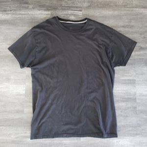 Black Basic Hanes Slim Short Sleeve